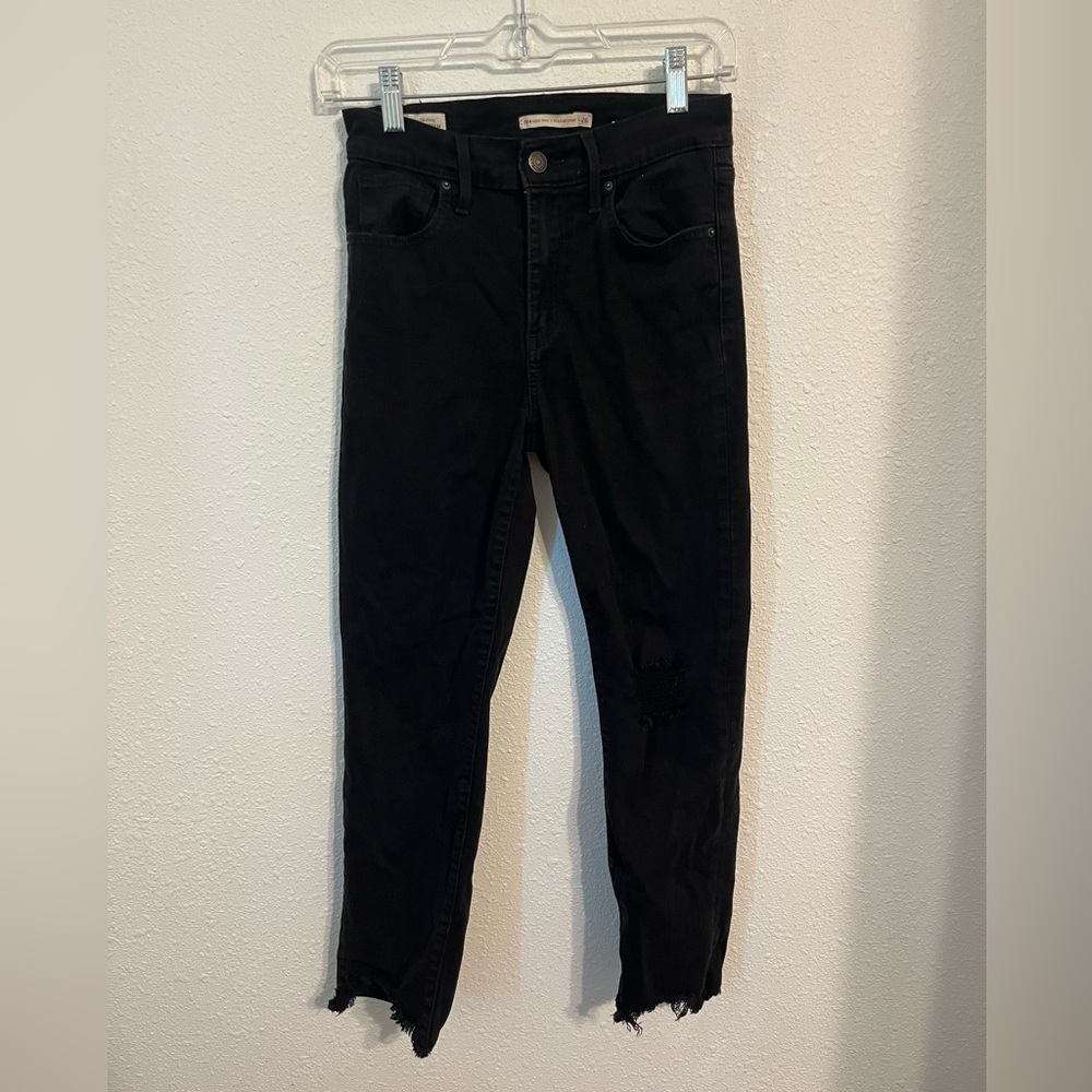 Levi’s high rise straight crop jeans.